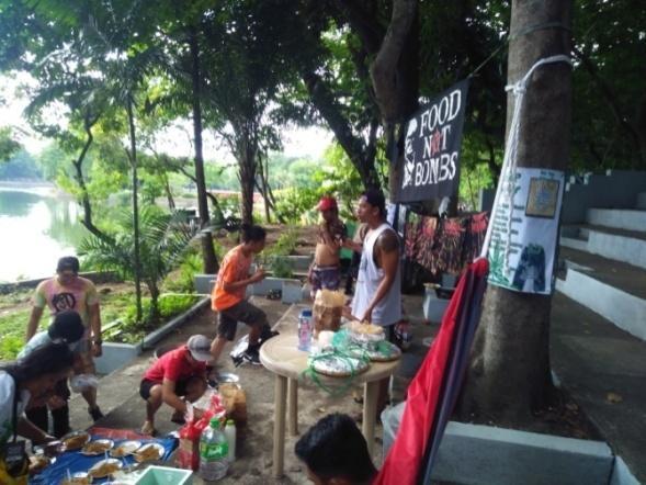 t-a-taks-a-barbin-ang-food-not-bombs-sa-kapuluan-t-18.jpg